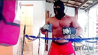 Muscle domination in the ring