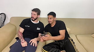 Yuri e Mr&period; PeachVelvet