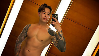 201 Singaporean hottie Titus Low