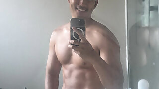 32 Asian  Australian Jock kmone2 onlyfans porn