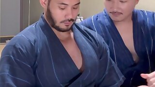 Asian Bodybuilder Daigo Atsushi fucking beefy bottom