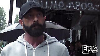 Max spread open by Gianni’s 9.5incher