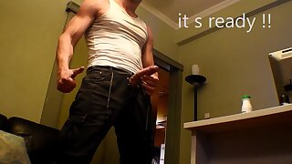 Muscle guy cum a lot handsfree