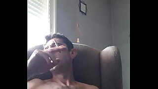 Buena paja en el sof&aacute;