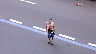 Novinho fodendo o gringo russo!