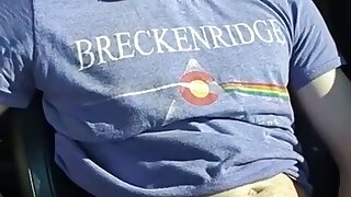 Hot Guy gets naked in his car and has a wank