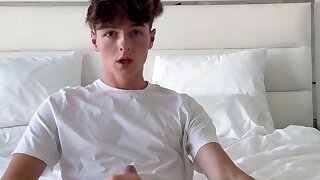 German guy jerks off and cums a lot