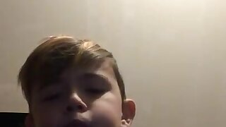 Young boy smokes a 100s - ThisVid.com