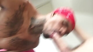 Mamando o filho do s&iacute;ndico