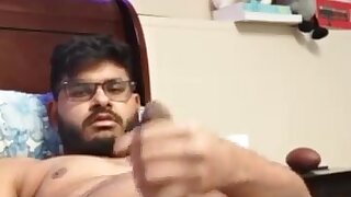 Indian teen masturbates