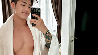 341 Singaporean hottie Titus Low