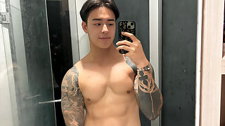 328 Singaporean hottie Titus Low