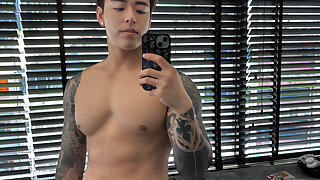 327 Singaporean hottie Titus Low