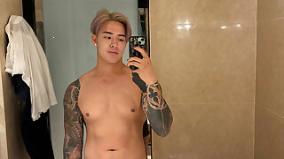 323 Singaporean hottie Titus Low