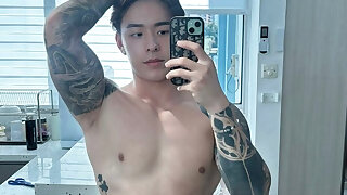 285 Singaporean hottie Titus Low