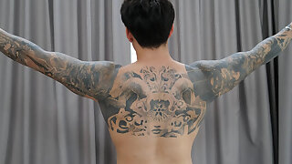 242 Singaporean hottie Titus Low