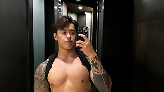 221 Singaporean hottie Titus Low