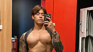 222 Singaporean hottie Titus Low