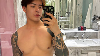 215 Singaporean hottie Titus Low