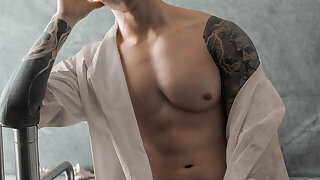 154 Singaporean hottie Titus Low