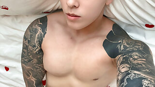 119 Singaporean hottie Titus Low