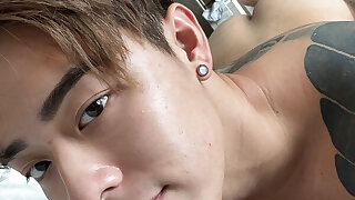 90 Singaporean hottie Titus Low