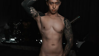 22 Singaporean hottie Titus Low