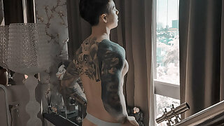 21 Singaporean hottie Titus Low