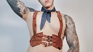 3 Singaporean hottie Titus Low