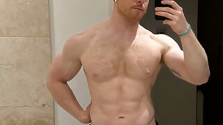 106 hung ginger bodybuilder David muscleginger onlyfans leaked