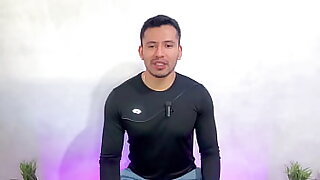Seminarista Colombiano penetra a pelo con sus 20cm de vergota  a joven chileno en la casa de los seminaristas&excl; Relato sexual