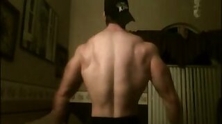 King Deluxe in Cocky Flexing