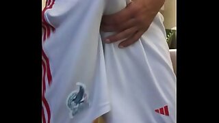 vecinos pillados en el ba&ntilde;o