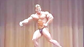 Beefy Golden God Eddie Guestposing