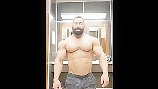 Ripped and Vascular Hossein Kalate