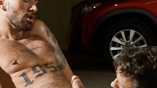 Tatted otter jock cums on his bro